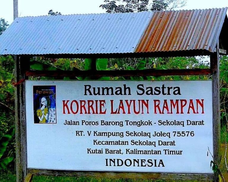 rumah sastra KLR